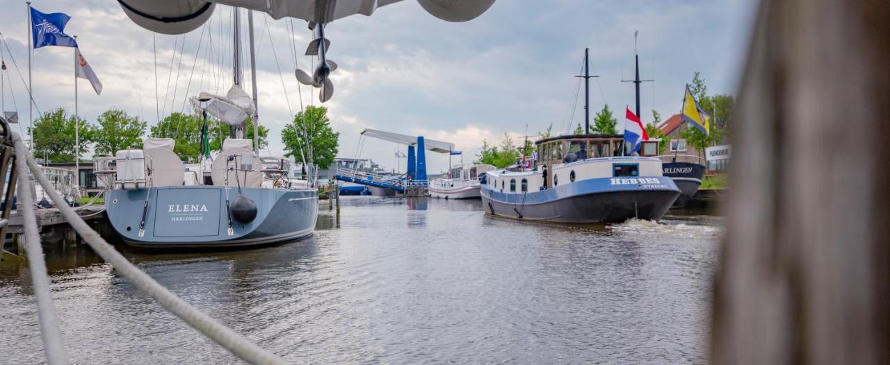 Ferienwohnung Unieke Woonboot In Harlingen Exterior foto